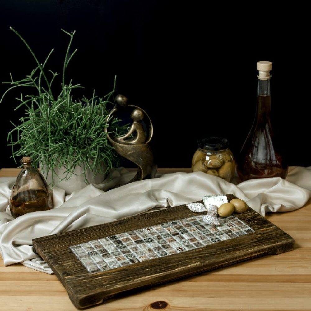 Deska do serwowania z mikro mozaiką (4)